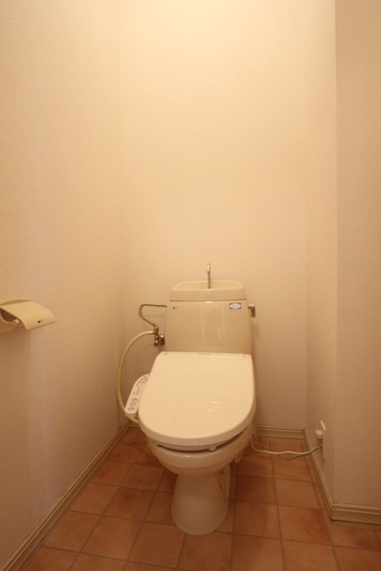 ＪＲ筑豊本線 本城駅 徒歩25分 2階建 築33年のトイレ写真