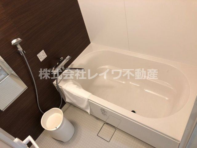 バス・シャワールーム　お風呂で日々の疲れを落としましょう