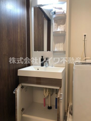 洗面設備　広い洗面スペース