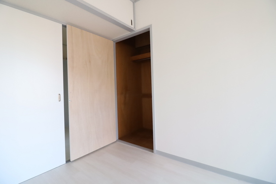 収納　※別号室の写真です。