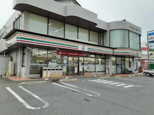 コンビニ　セブンイレブン神栖一丁目（コンビニ）まで1600m