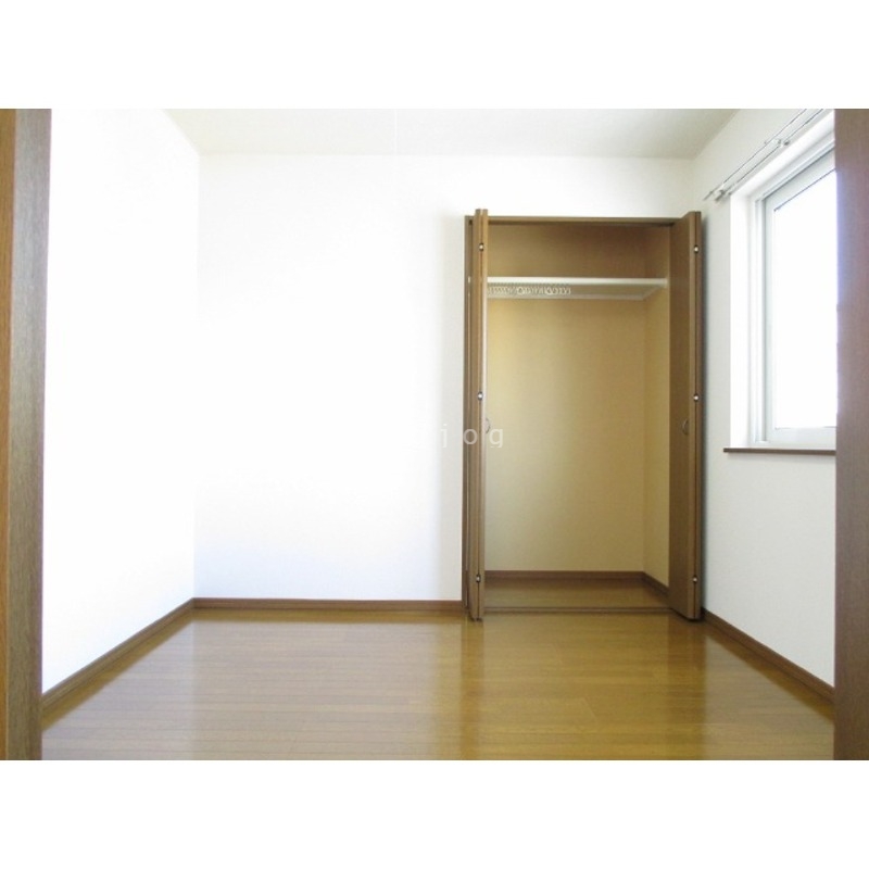その他部屋・スペース　収納がたっぷりあるお部屋です。