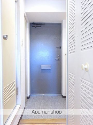 日神パレステージ伊勢佐木南の玄関写真