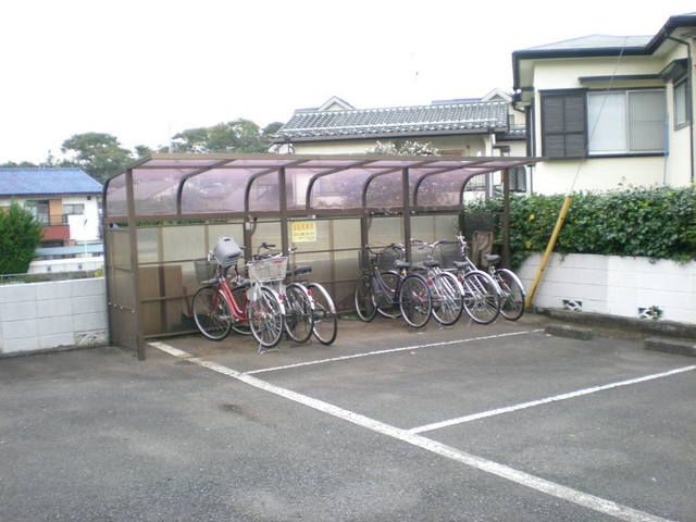 その他共有部分　★屋根付駐輪場★
