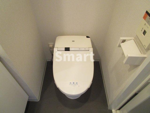 ＪＲ中央線 中野駅 徒歩15分 4階建 築17年のトイレ写真