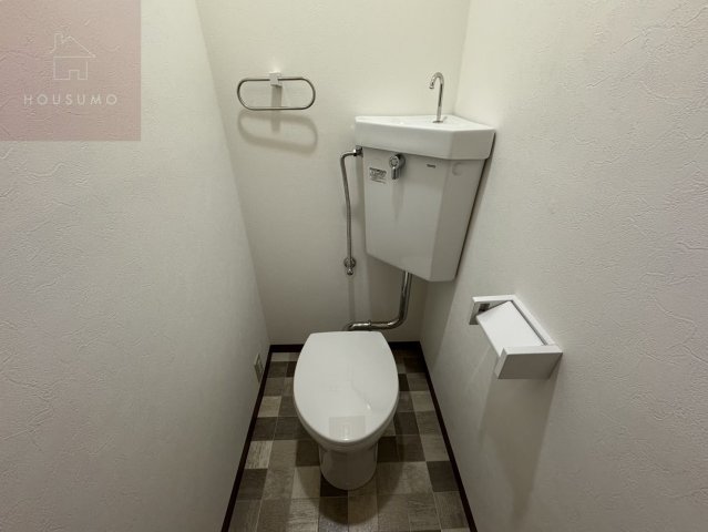 トイレ　トイレもきれいです