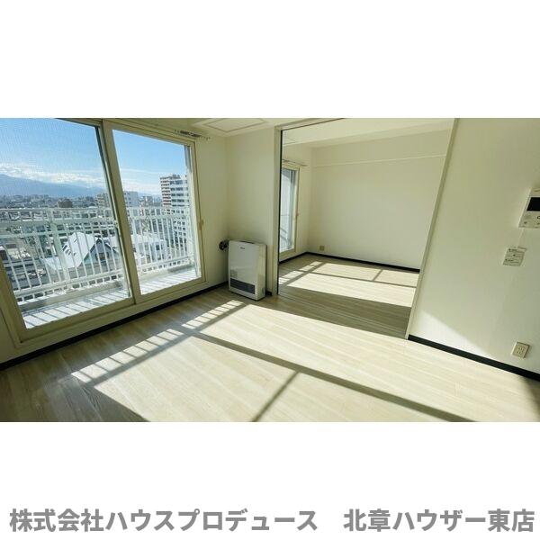 パシフィック元町パッセージの居間写真