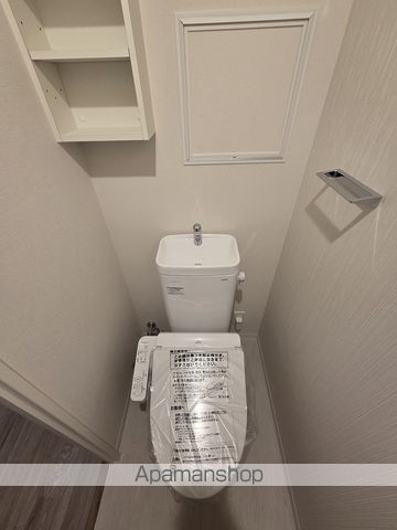 地下鉄御堂筋線 中津駅 徒歩5分 10階建 築1年のトイレ写真