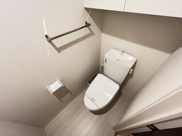 トイレ　落ち着いたトイレです