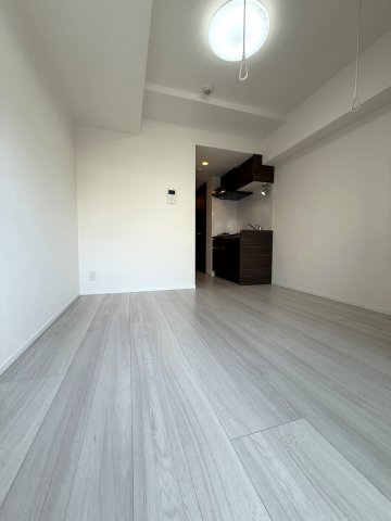 スパシエオーブ横浜の居間写真