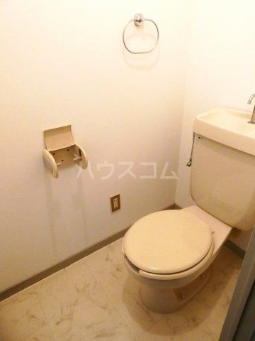 西部観光ビルのトイレ写真