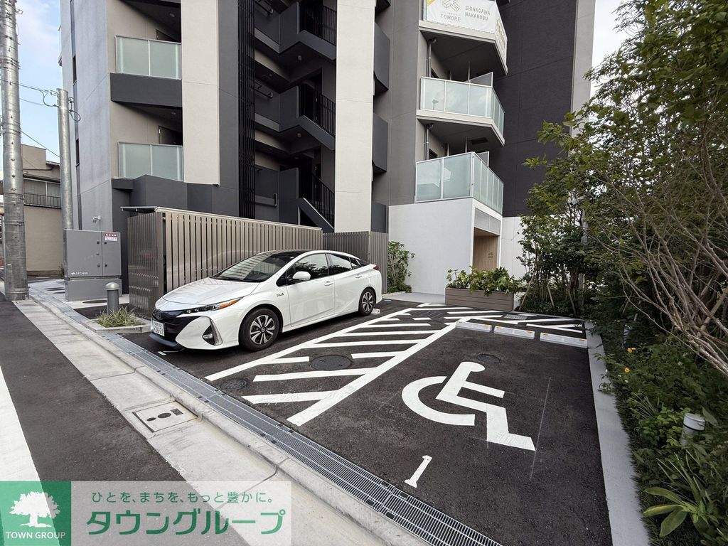 駐車場　駐車場
