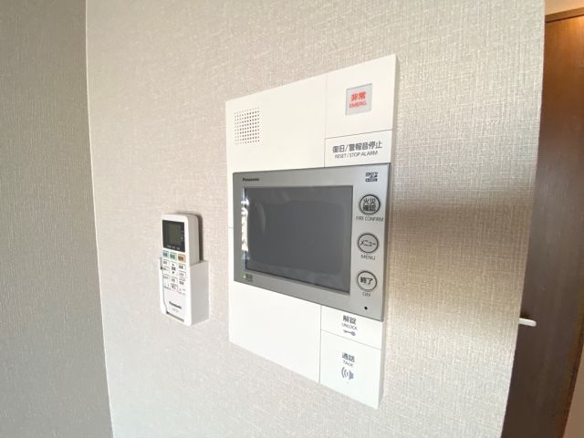 セキュリティ　※部屋毎でカラーに違いがある場合がございます。