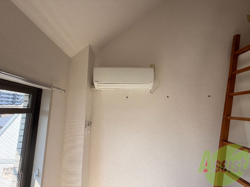 その他設備　リビングにエアコンが付いているため部屋の温度の調節が可能です