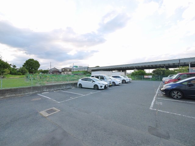 駐車場　駐車場です