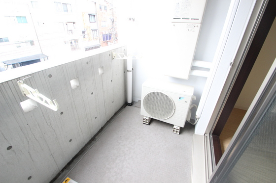 バルコニー　※別部屋の写真です