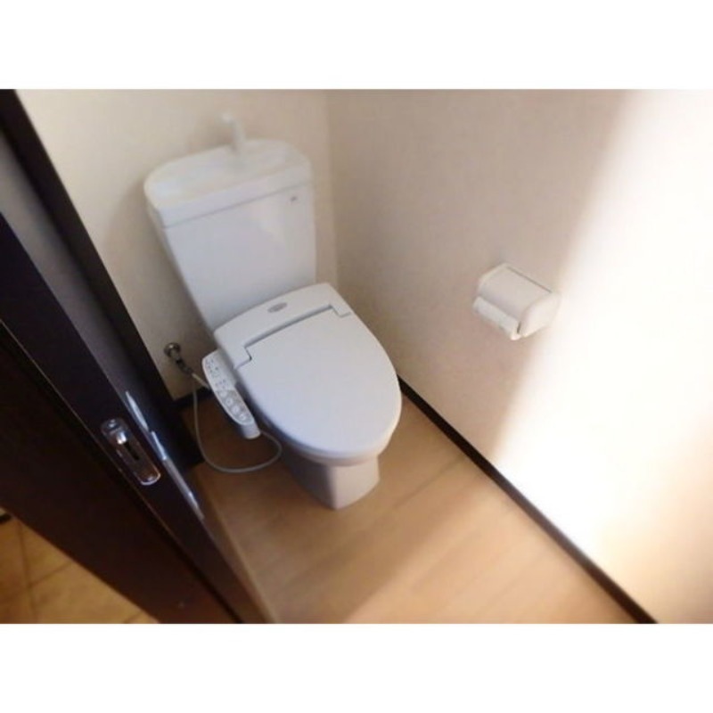 トイレ　図面と現状に相違がある場合には現状を優先