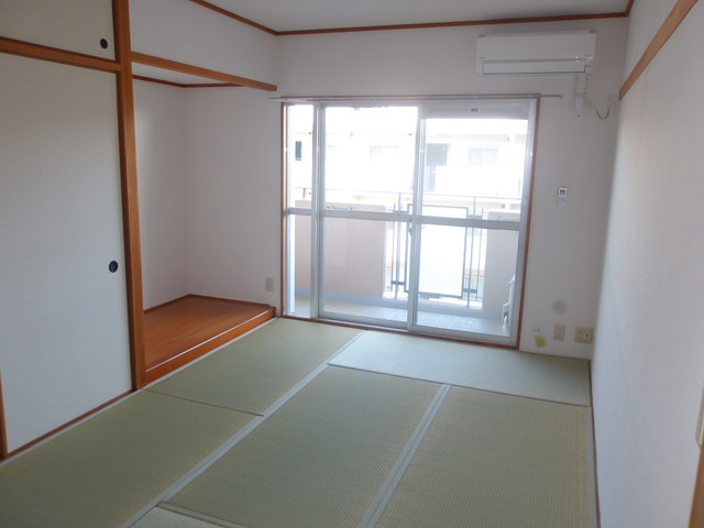 その他部屋・スペース　和室にはエアコンが設置されています