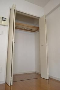 収納　（別タイプ参考写真）ヴェージュサフィール　 北区王子４