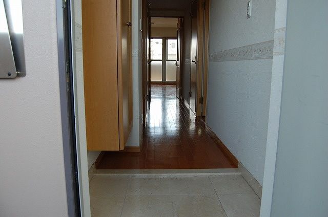 玄関　※別室同型タイプ