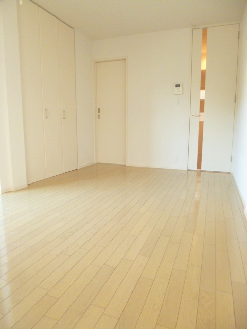 その他部屋・スペース　★白を基調とした明るい角部屋です★