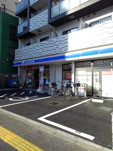 コンビニ　ローソン錦町１丁目店（コンビニ）まで200m
