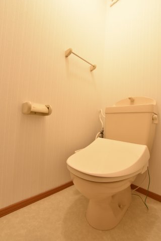 トイレ　別号室の画像です。ご参考下さい