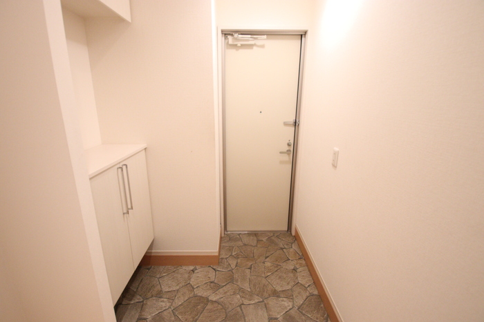 玄関　収納もある玄関です