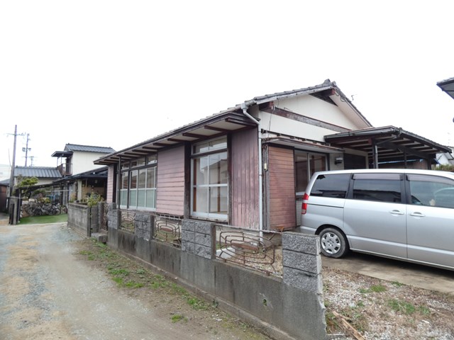 城町貸家の建物外観