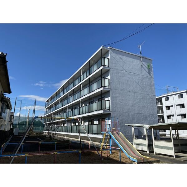 ファティリティ稲沢　(旧菱電アパート)4号棟の建物外観