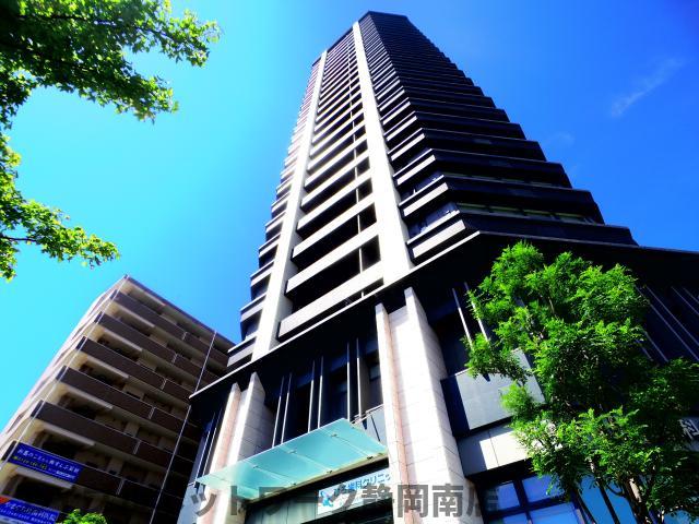静岡市駿河区曲金のマンションの建物外観