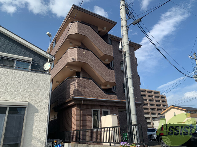 仙台市太白区長町のマンションの建物外観