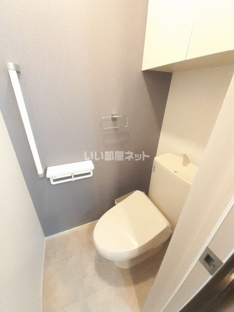 【岡山市南区宗津のアパートのトイレ】