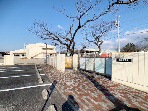 【安城市根崎町のアパートの幼稚園・保育園】