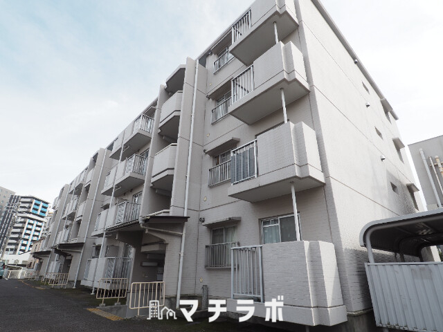 【名古屋市千種区茶屋が坂のマンションの建物外観】