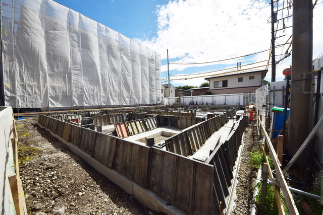 相模原市中央区相模原のアパートの建物外観