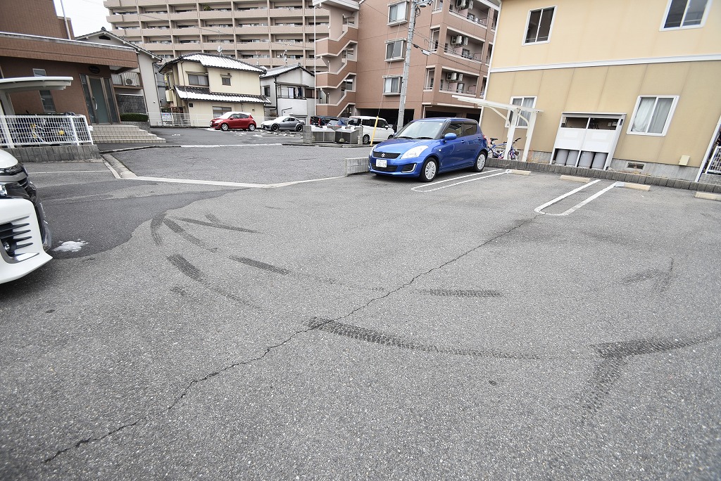 【サンシャイン城内　Bの駐車場】