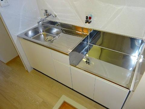 ホワイトハイツ春日　キッチン　キッチン