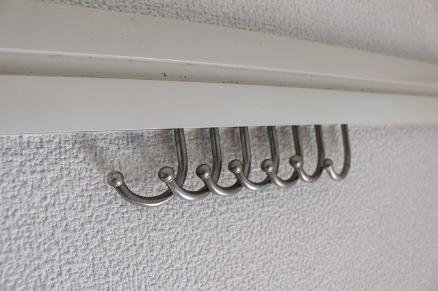 その他設備　壁への穴あけ不要で写真や絵が飾れるピクチャーレール♪