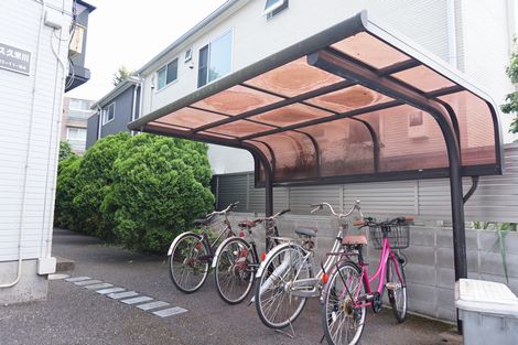 その他共有部分　屋根付きの無料駐輪場♪