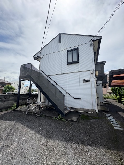 建物外観　積水ハウス施工の堅牢な賃貸アパート