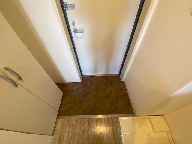 玄関　※同施工会社のイメージ写真※