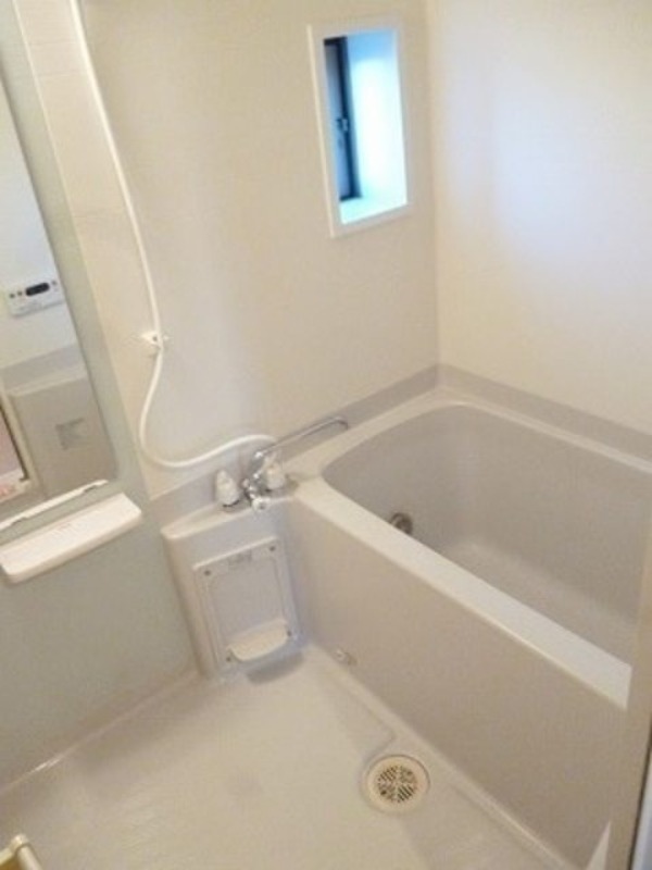 バス・シャワールーム　図面と現状に相違がある場合には現状を優先