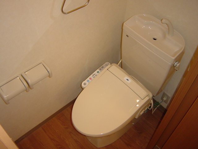トイレ　シャワー付トイレ