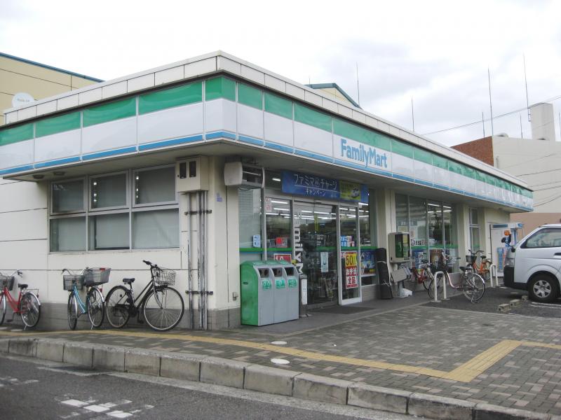 コンビニ　ファミリーマート大開四丁目店（コンビニ）まで445m