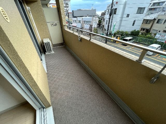 バルコニー