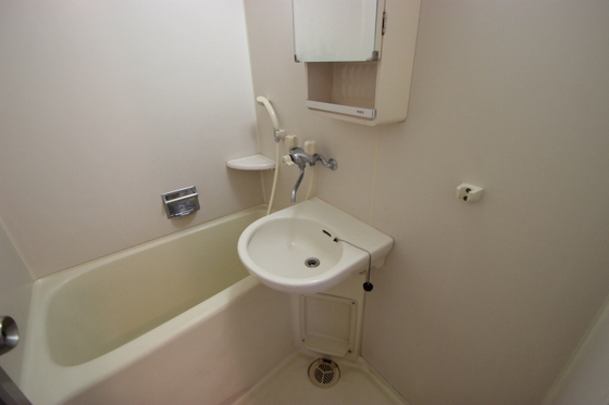 洗面設備　※別部屋の写真です