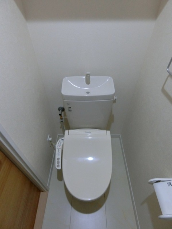 トイレ　図面と現状に相違がある場合には現状を優先