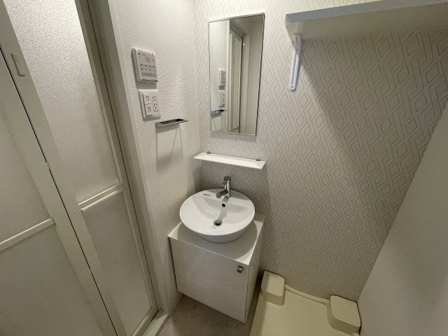 洗面設備　コンパクトで使いやすい洗面所