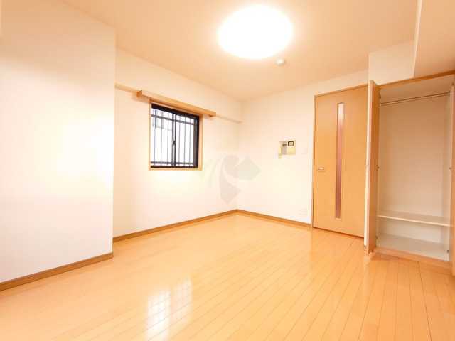 ルーブル下北沢の内装写真